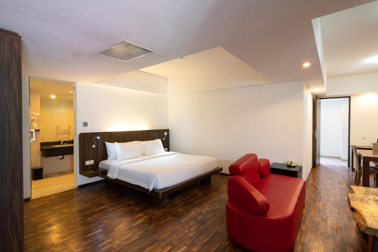 The Bene Hotel Кута Экстерьер фото