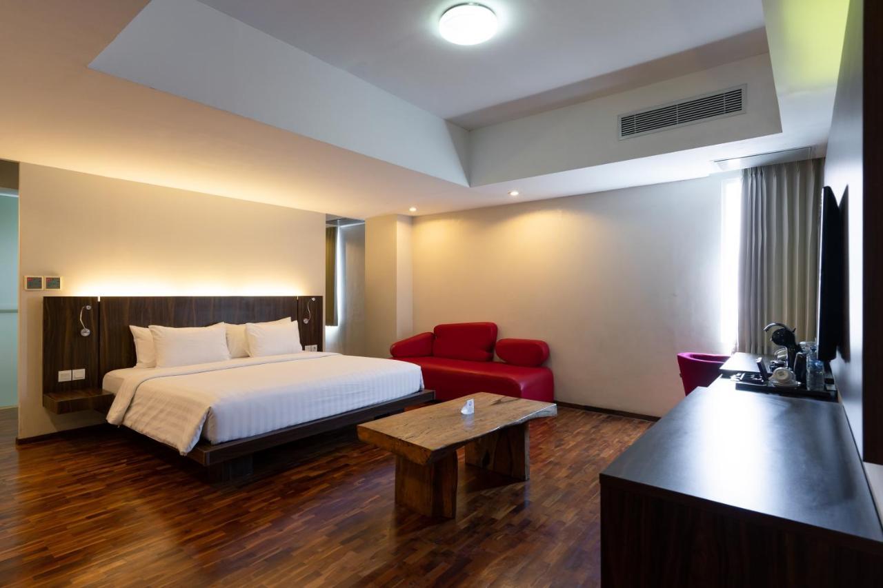 The Bene Hotel Кута Экстерьер фото