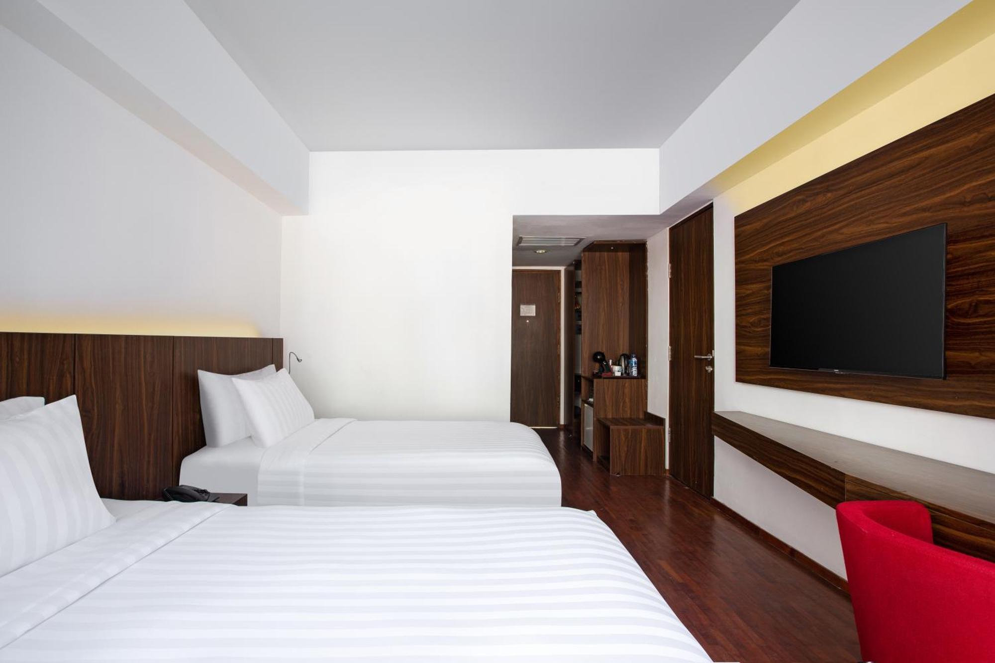 The Bene Hotel Кута Экстерьер фото